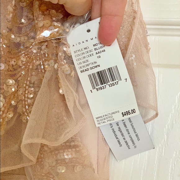 NWT Aidan Mattox Women’s Cold Shoulder Beaded Gown - Picture 6 of 6